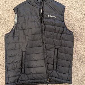 Columbia Black Puffer Vest